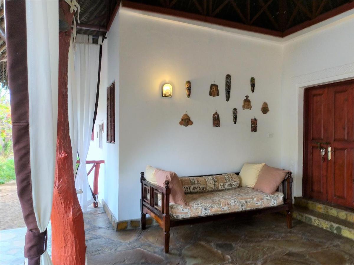 Karibuni Jeds Villas 85&86 Mambrui Exterior foto