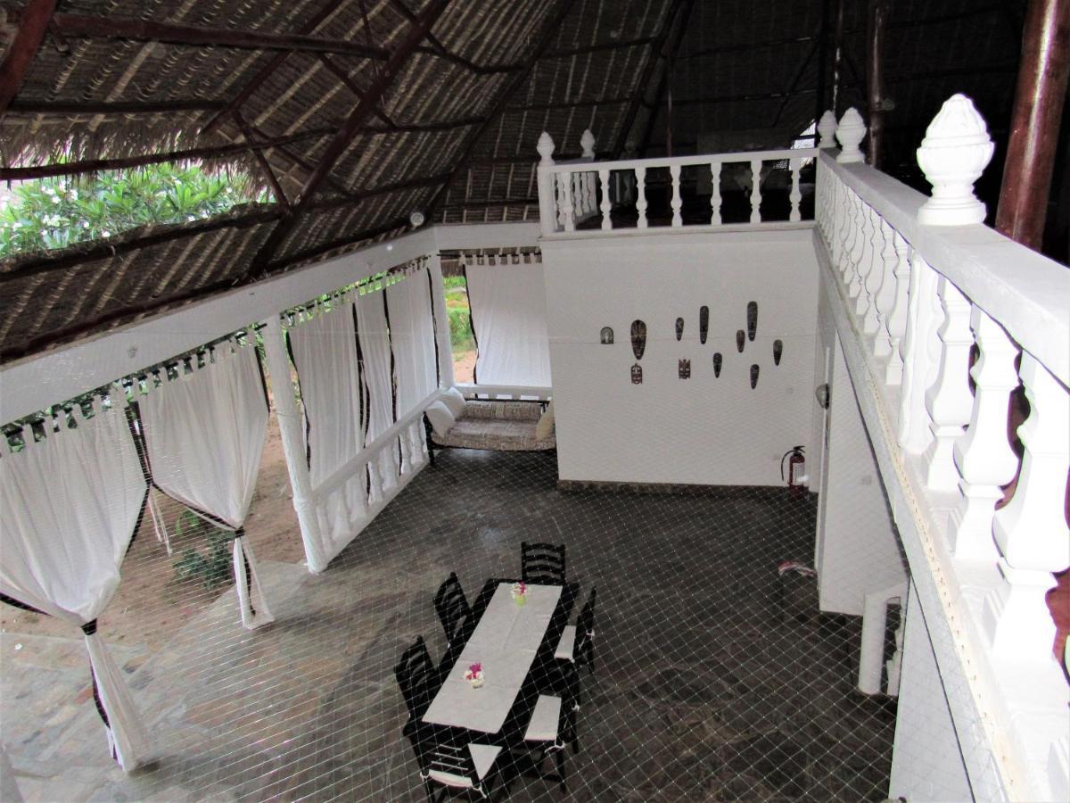 Karibuni Jeds Villas 85&86 Mambrui Exterior foto